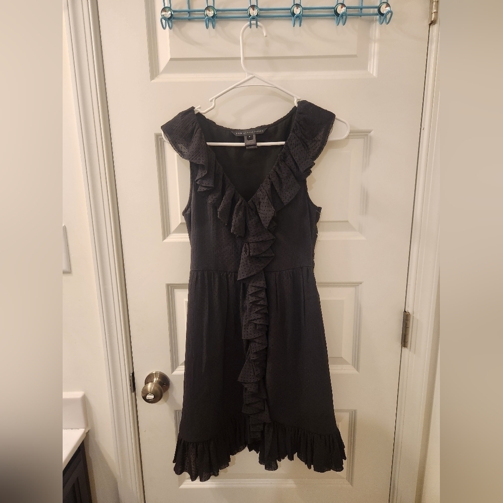 Marc by Marc Jacobs‎ 100% Silk Black Dot Ruffle Dress Size 0 V Neck Midi #Z538